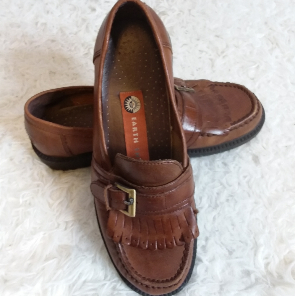 Earth Spirit Sage brown leather tassel loafer sz 7.5
